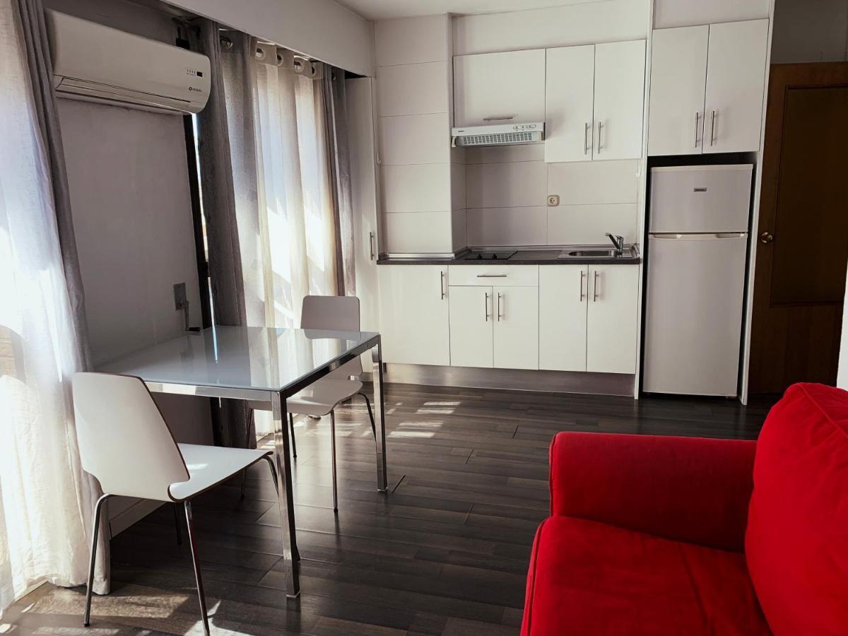 Coroa Ayuntamiento Apartamento Valência Exterior foto